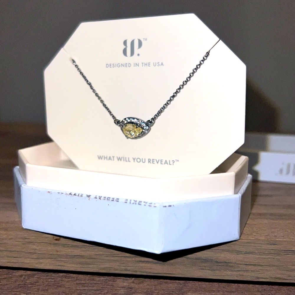 NWT Lemon Cubic Zirconia & Hematite Necklace